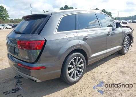 2018 Audi Q7 3.0T Premium z USA, uszkodzony, nr VIN WA1LAAF71JD045263